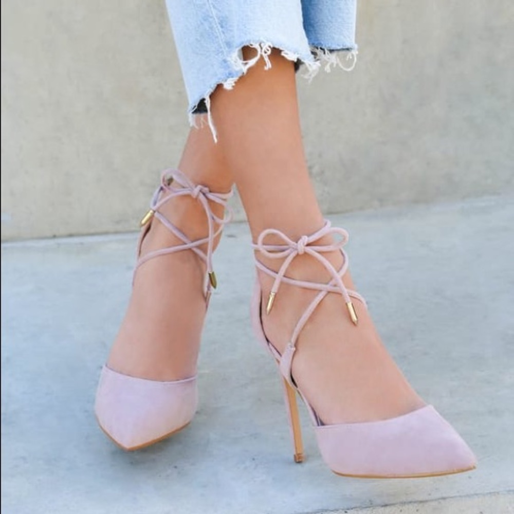 LuLu’s suede lace up heels💗